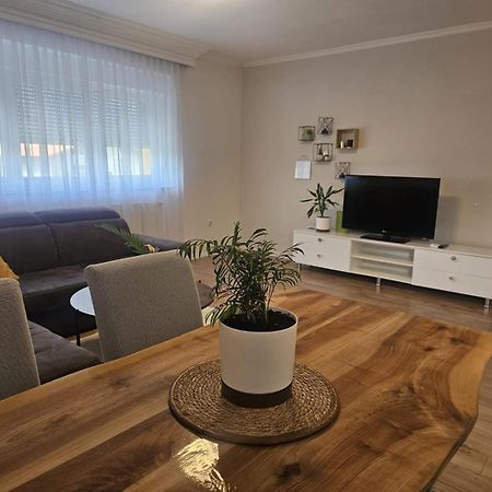 Elite Apartment Jasmina Bihać Екстериор снимка
